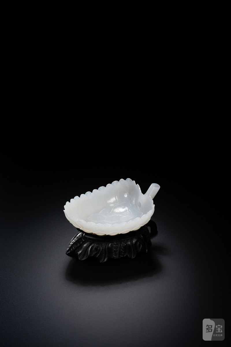 清中期 白玉莲花形吮杯 - 图6